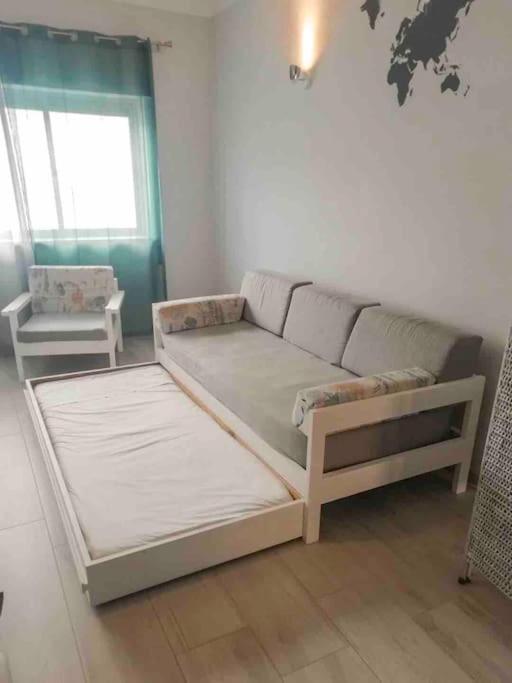 Beautiful And Cozy Flat Close To Beach And Center Lagos Exterior photo